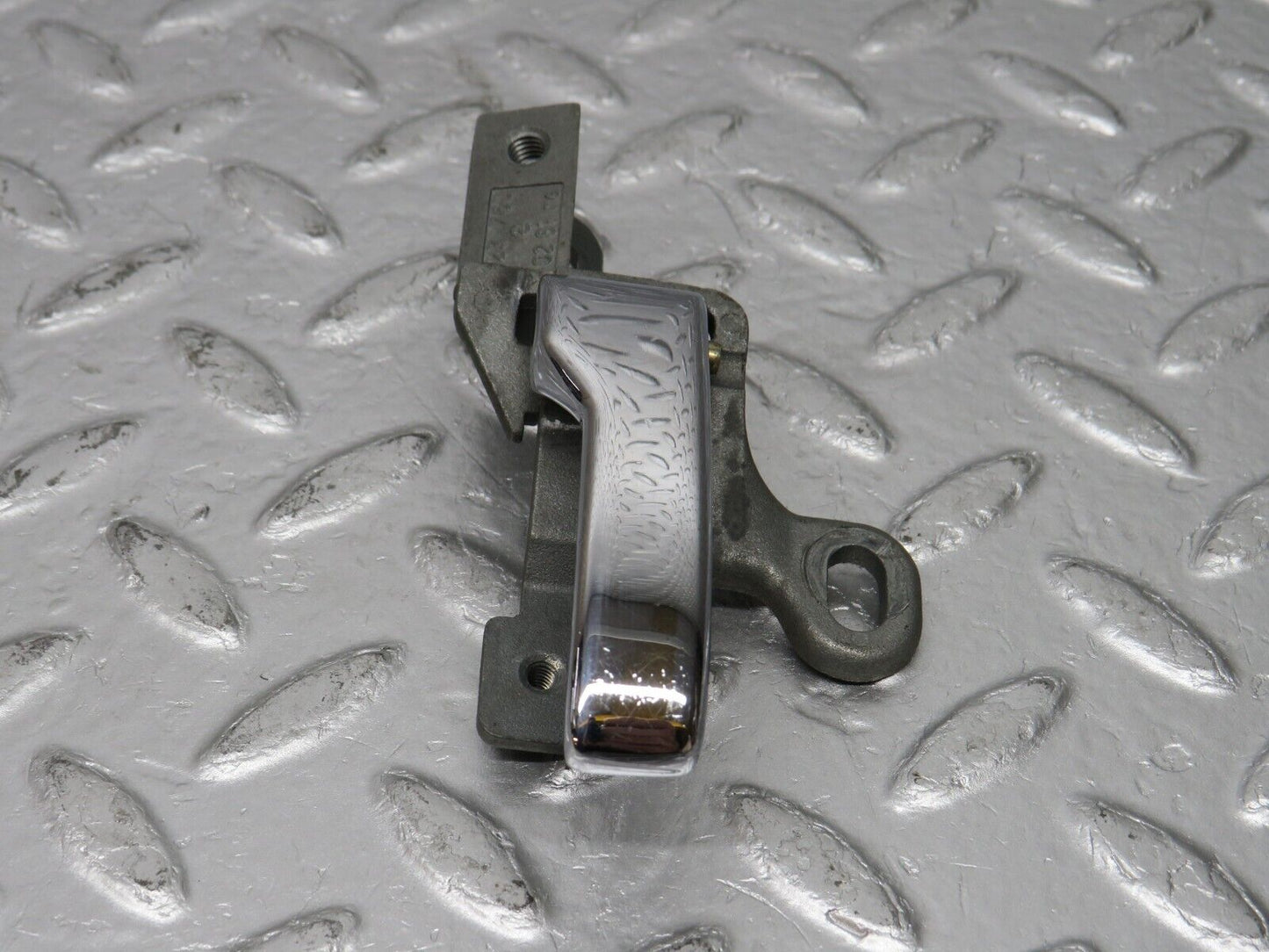 33668 Mercedes-Benz C123 280CE Coupe Right Interior Door Handle 1237600261