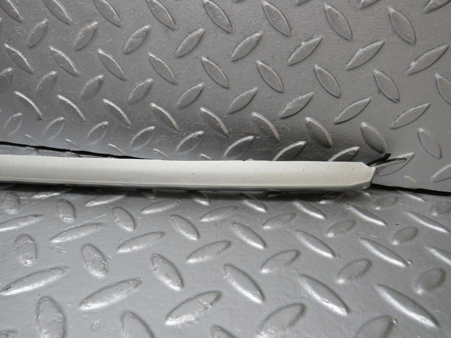 39694 Mercedes-Benz R129 320SL Coupe Right Headlight Lower Trim 1298260677 1298260877
