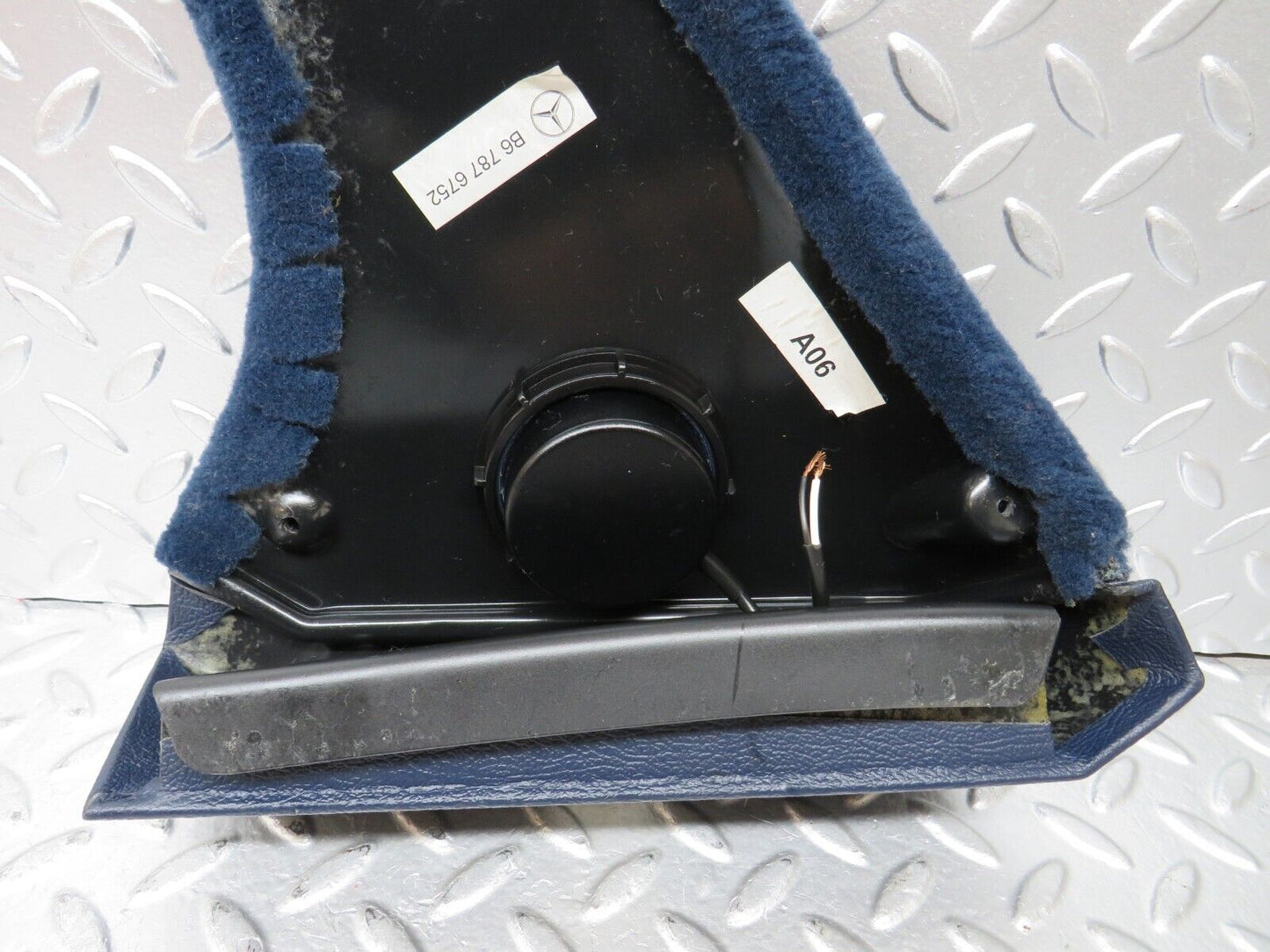 24834 Mercedes-Benz W140 S320 Interior Lower Trim Blue