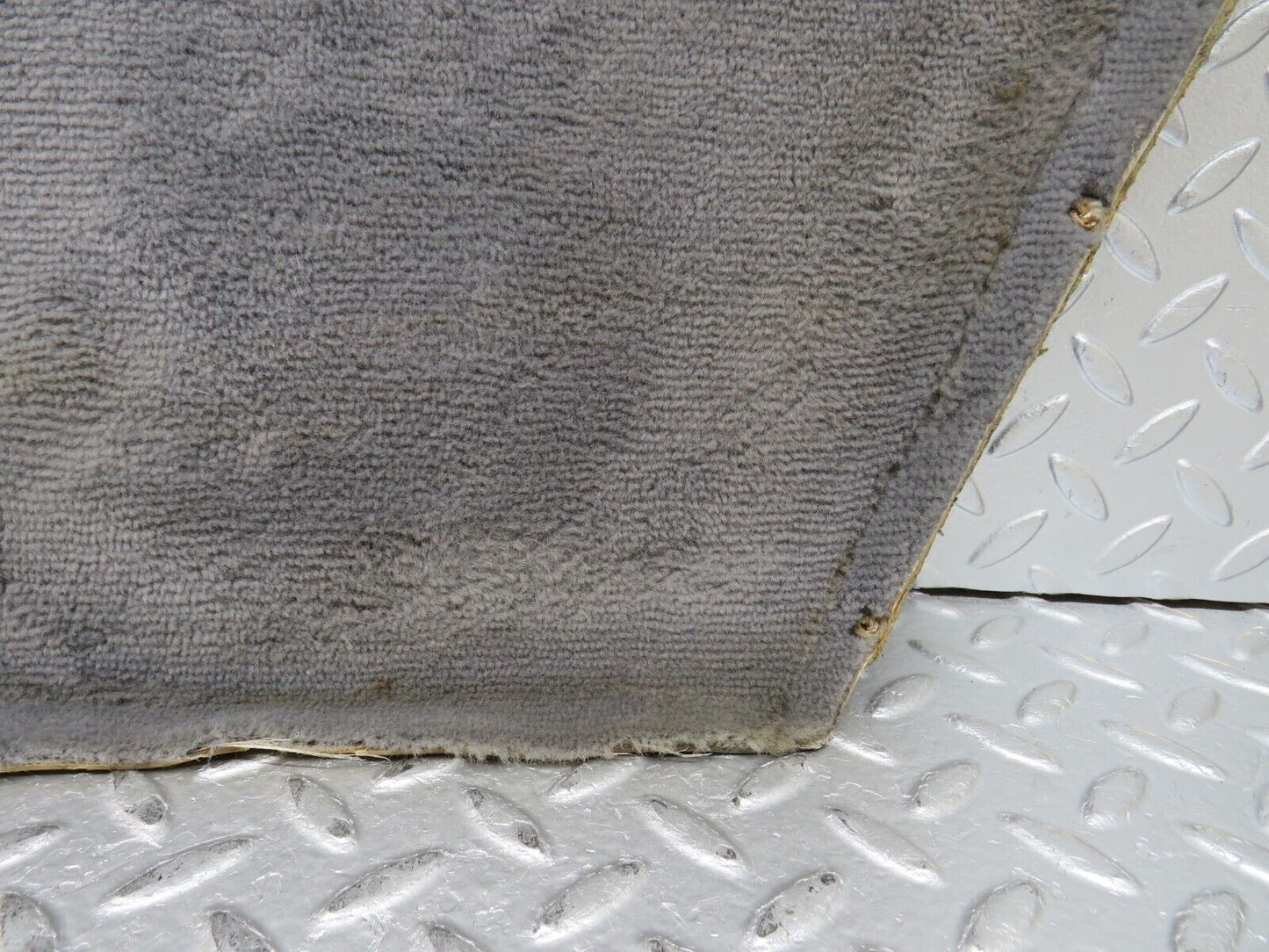 32347 Mercedes-Benz S124 300TE Wagon Centre Console Carpet Right Side Grey