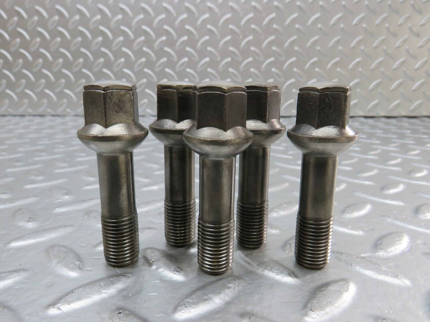 24922 Mercedes-Benz 5x Alloy Wheel Lug Bolt M12x1.5