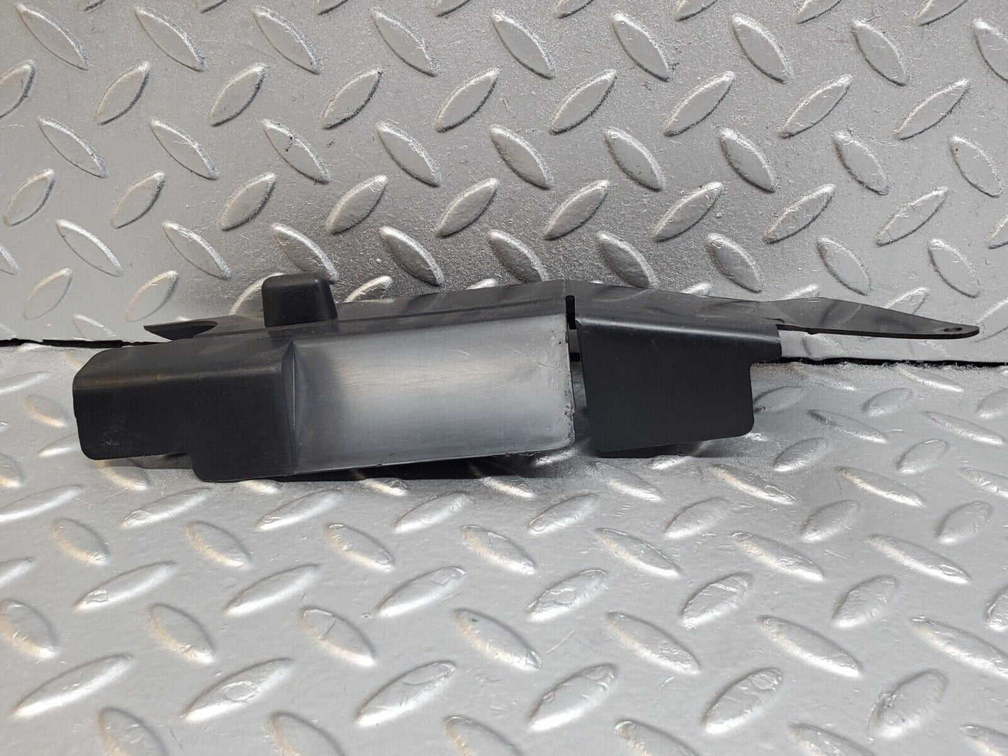 44726 Mercedes-Benz W124 220E Trunk Lid Lock Control Rod Cover 1248050541