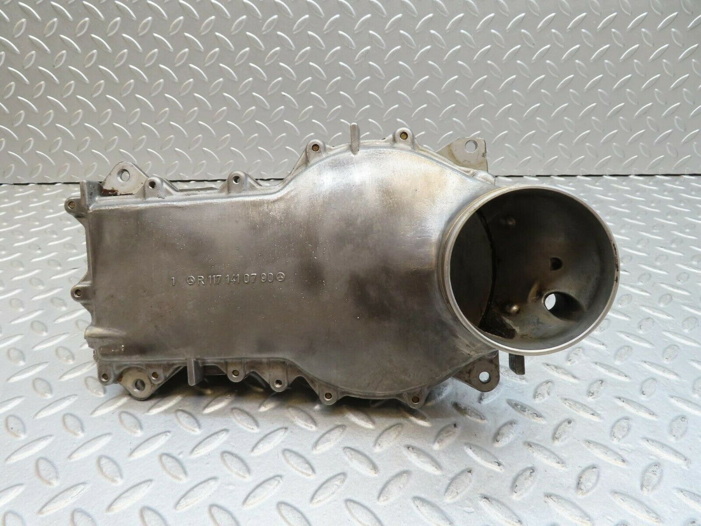16596 Mercedes-Benz C107 380SLC Air Flow Mass Sensor 0438120114