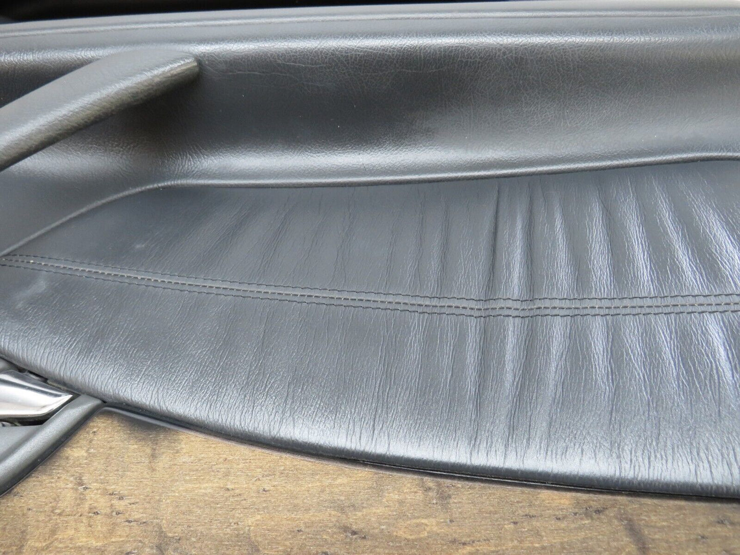 34731 Mercedes-Benz W210 320E Front Left Door Card 2107201551