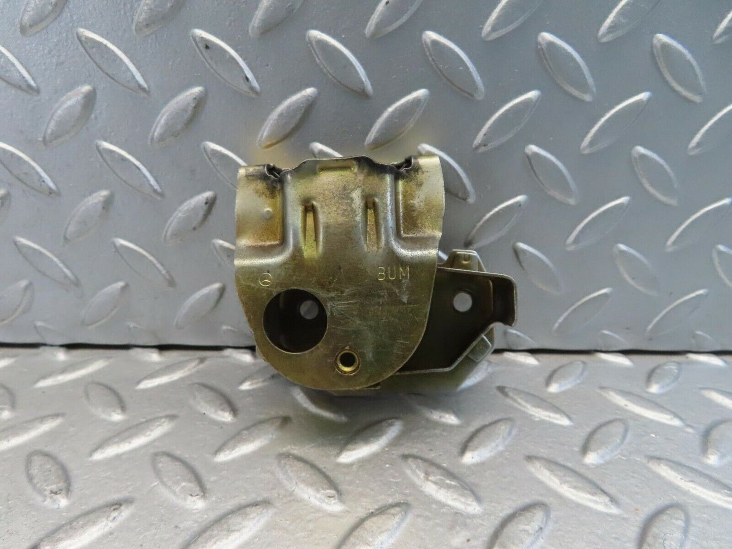 11368 Mercedes-Benz C123 230CE Coupe Boot Lid Lock Trunk Lock