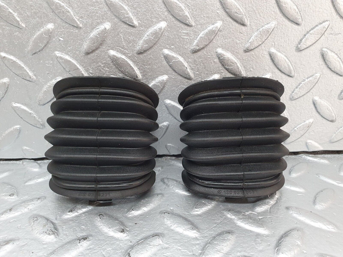 41608 Mercedes-Benz W124 200E Rear Door Wire Protector Rubber 1268210597