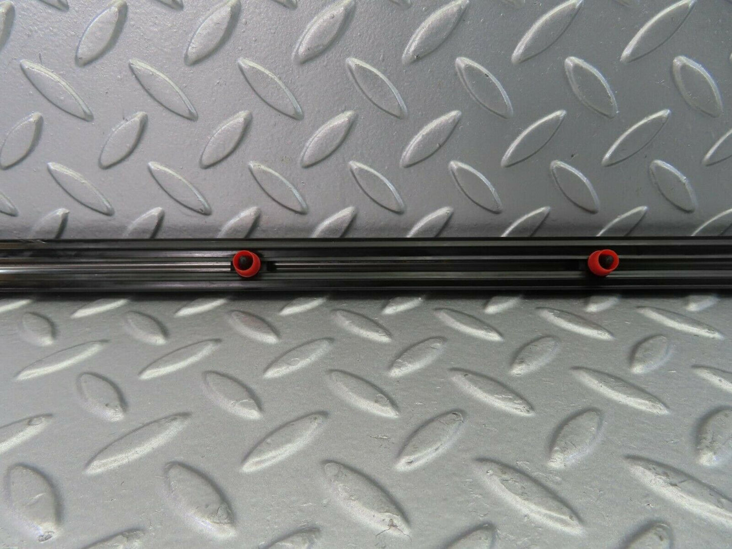 10243 Mercedes-Benz W123 Rear Right Door Centre Moulding Trim