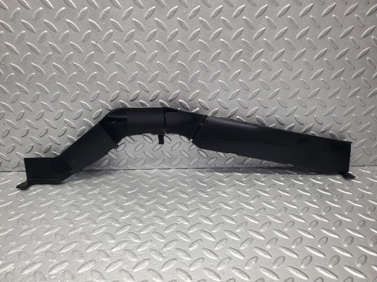 W201 Baby Benz rear left cable channel used OEM