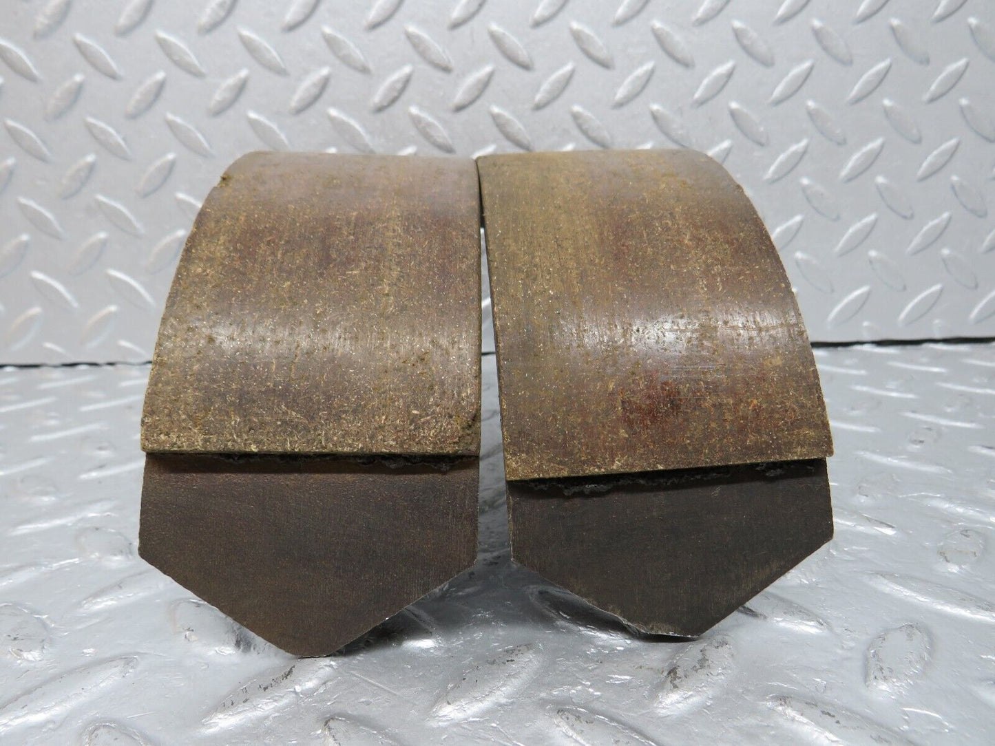 40502 Mercedes-Benz W110 230 Rear Brake Shoes 1104230808 1104230708