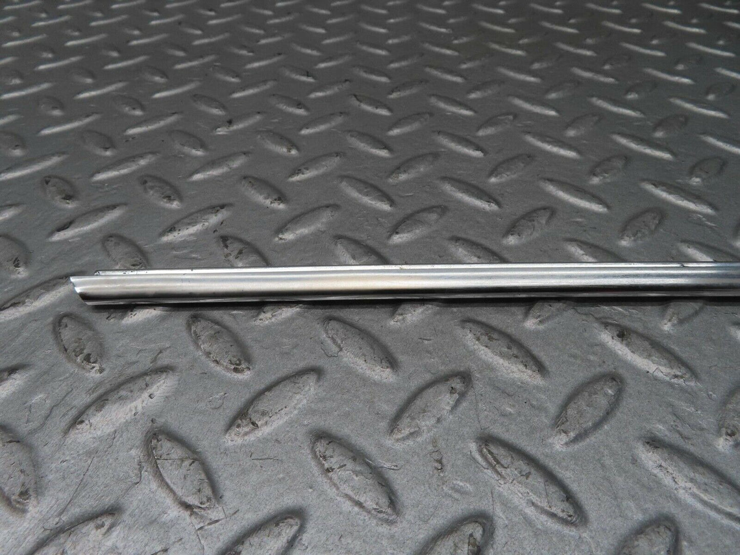 13187 Mercedes-Benz W111 220S Front Left Door Window Chrome Frame