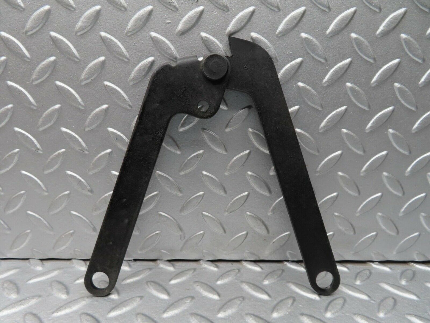 14489 Mercedes-Benz W116 350SE Bonnet Hinge Right Side