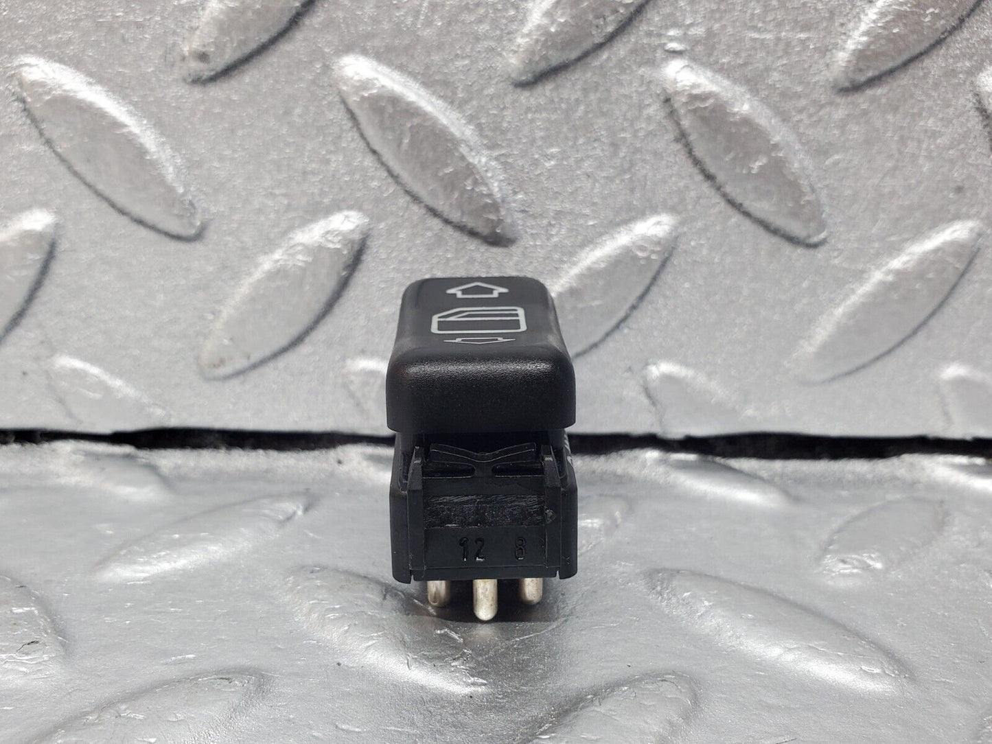 45667 Mercedes-Benz W126 420SE Electric Window Switch Left 1248204610