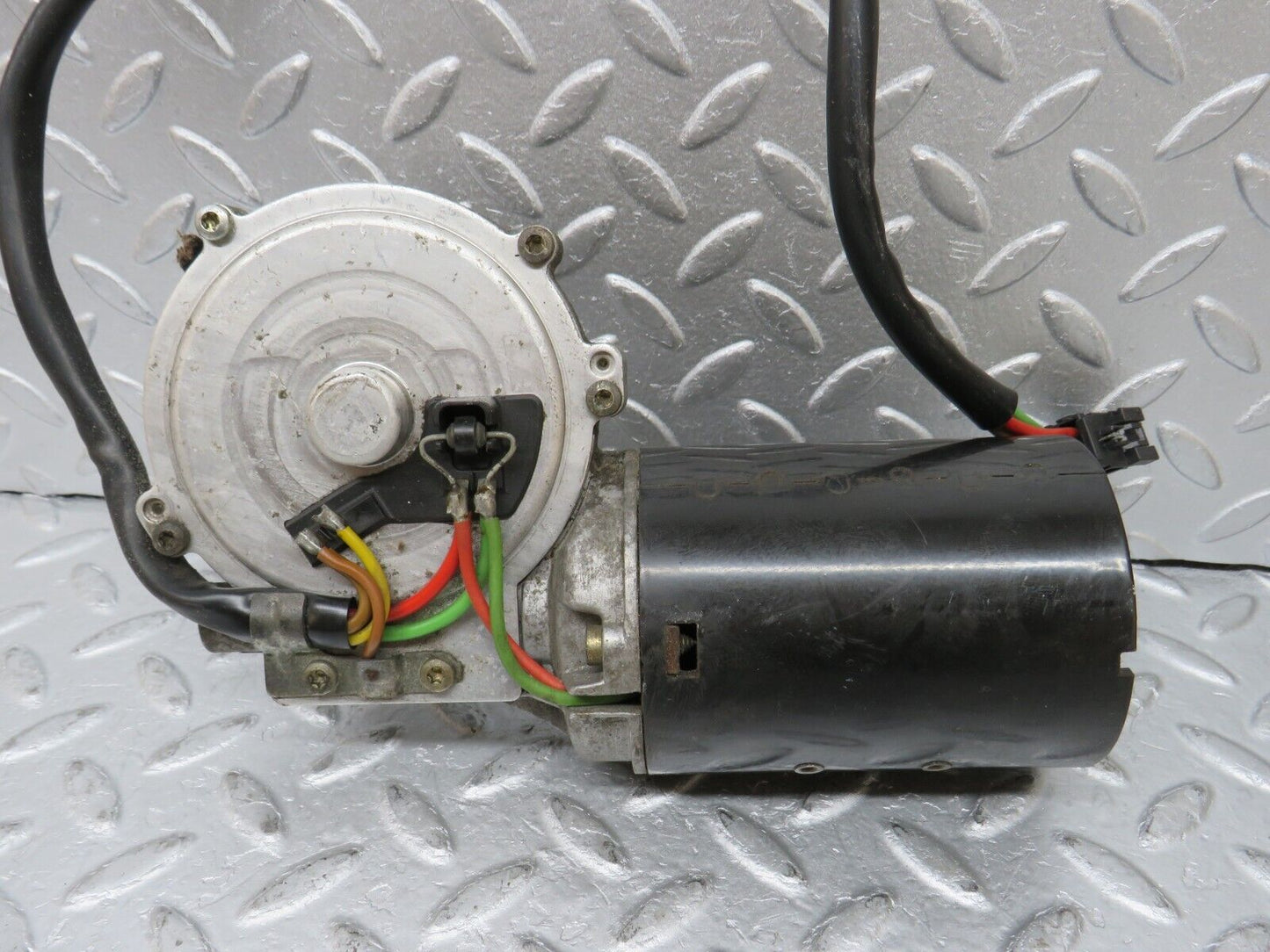 35303 Mercedes-Benz W140 Windscreen Wiper Motor
