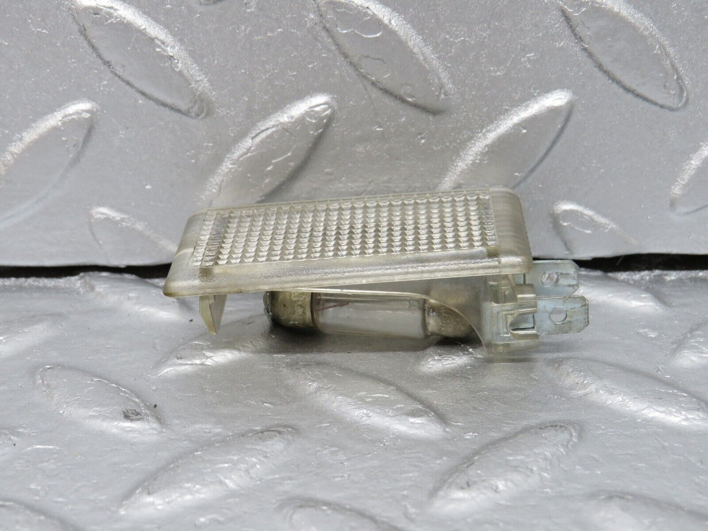 40694 Mercedes-Benz W123 300D Glove Box Light