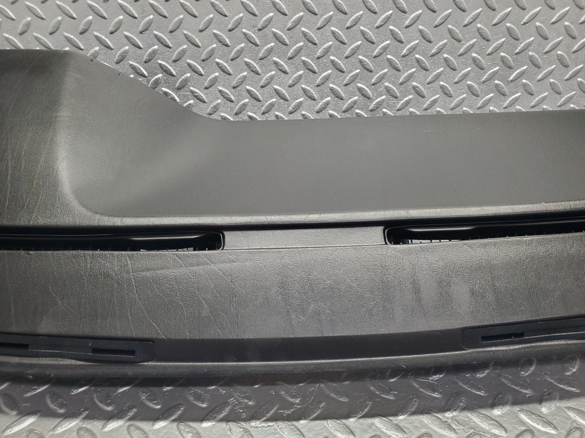 W124 dashboard black used OEM