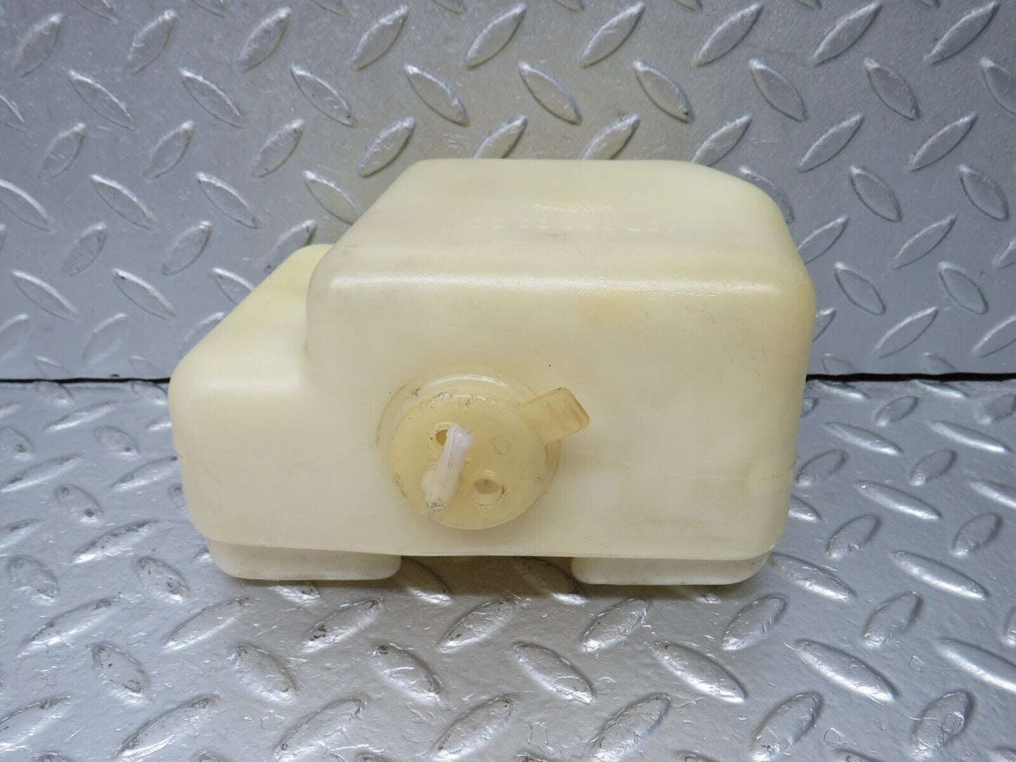39910 Mercedes-Benz R107 350SL Coupe Windscreen Washer Fluid Reservoir 1078690320