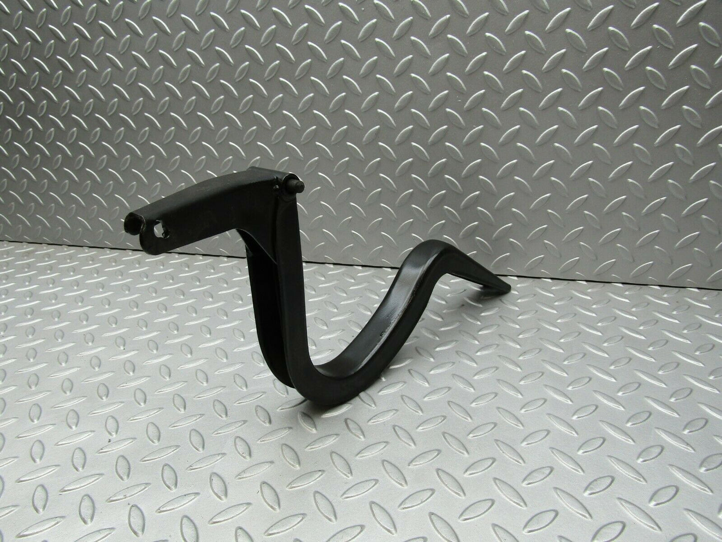 3282 Mercedes-Benz W115 220D Trunk Lid Hinge Left Side