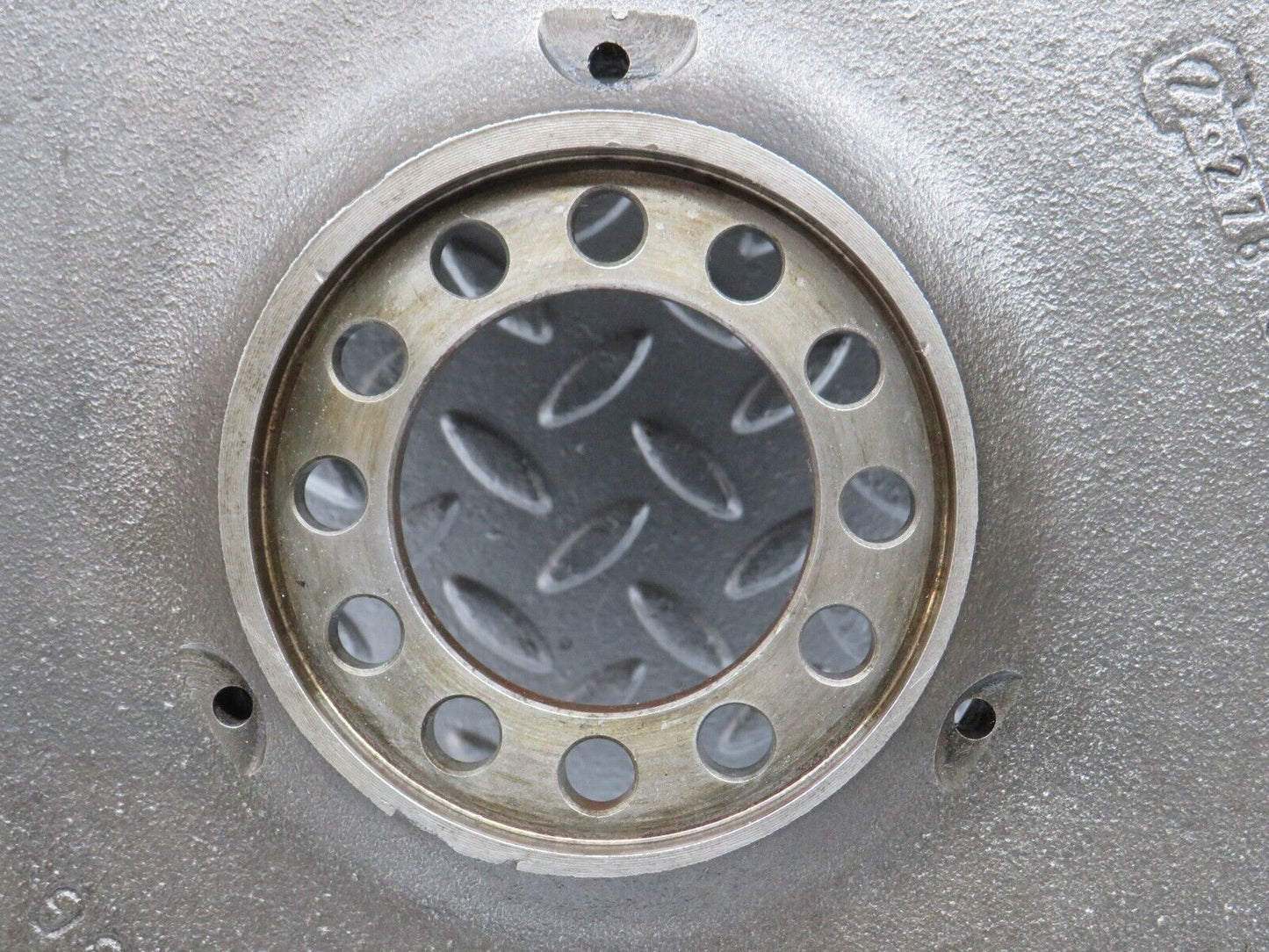 32882 Mercedes-Benz W123 300D Flywheel Starter Ring Manual Gearbox 6170320001