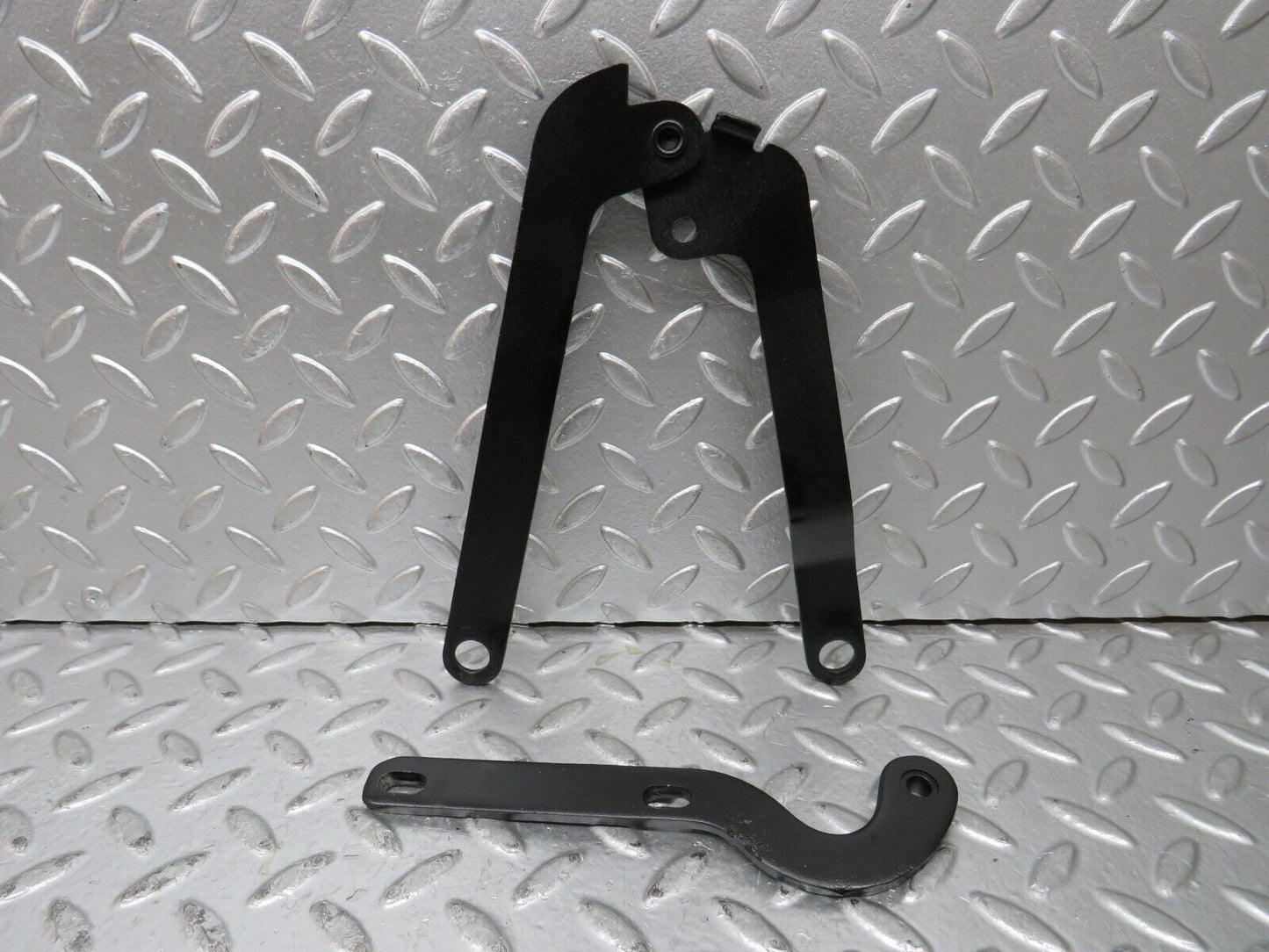 23835 Mercedes-Benz C107 450SLC Coupe Bonnet Hinge Left Side