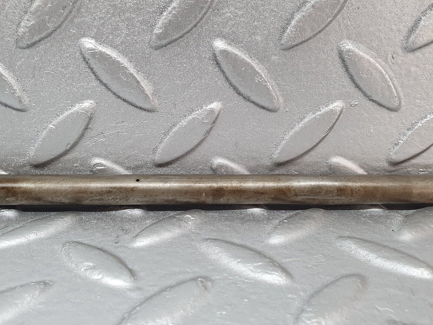 44040 Mercedes-Benz C123 230CE Coupe Camshaft Oil Tube