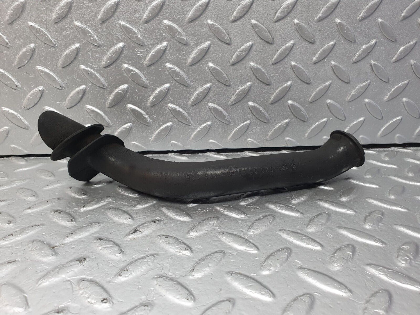 42522 Mercedes-Benz R129 320SL Coupe Water Drain Hose Pipe 1296280369