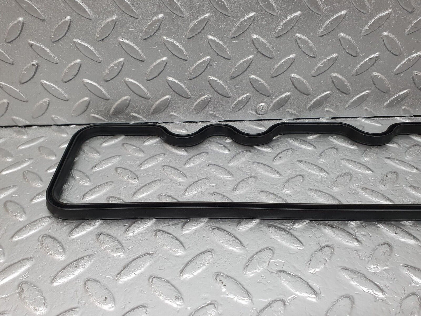 43714 Mercedes-Benz C126 380SEC Coupe Valve Cover Gasket 1160161421