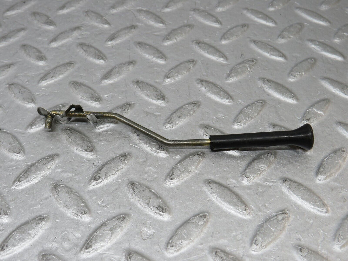 35873 Mercedes-Benz W108 Front Right Door Lock Knob
