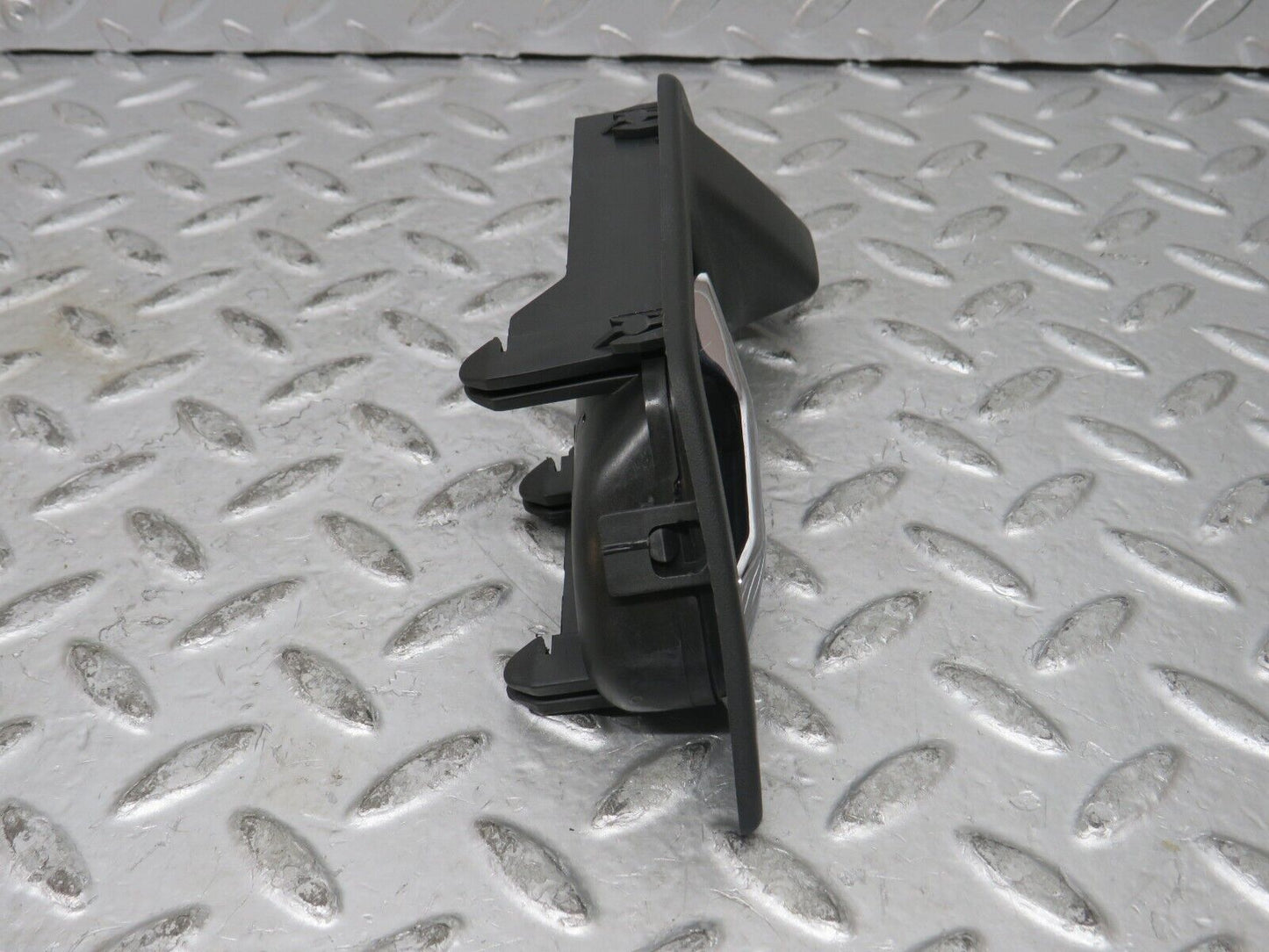 27514 Mercedes-Benz S124 300TE Front Right Interior Door Handle 1247600261