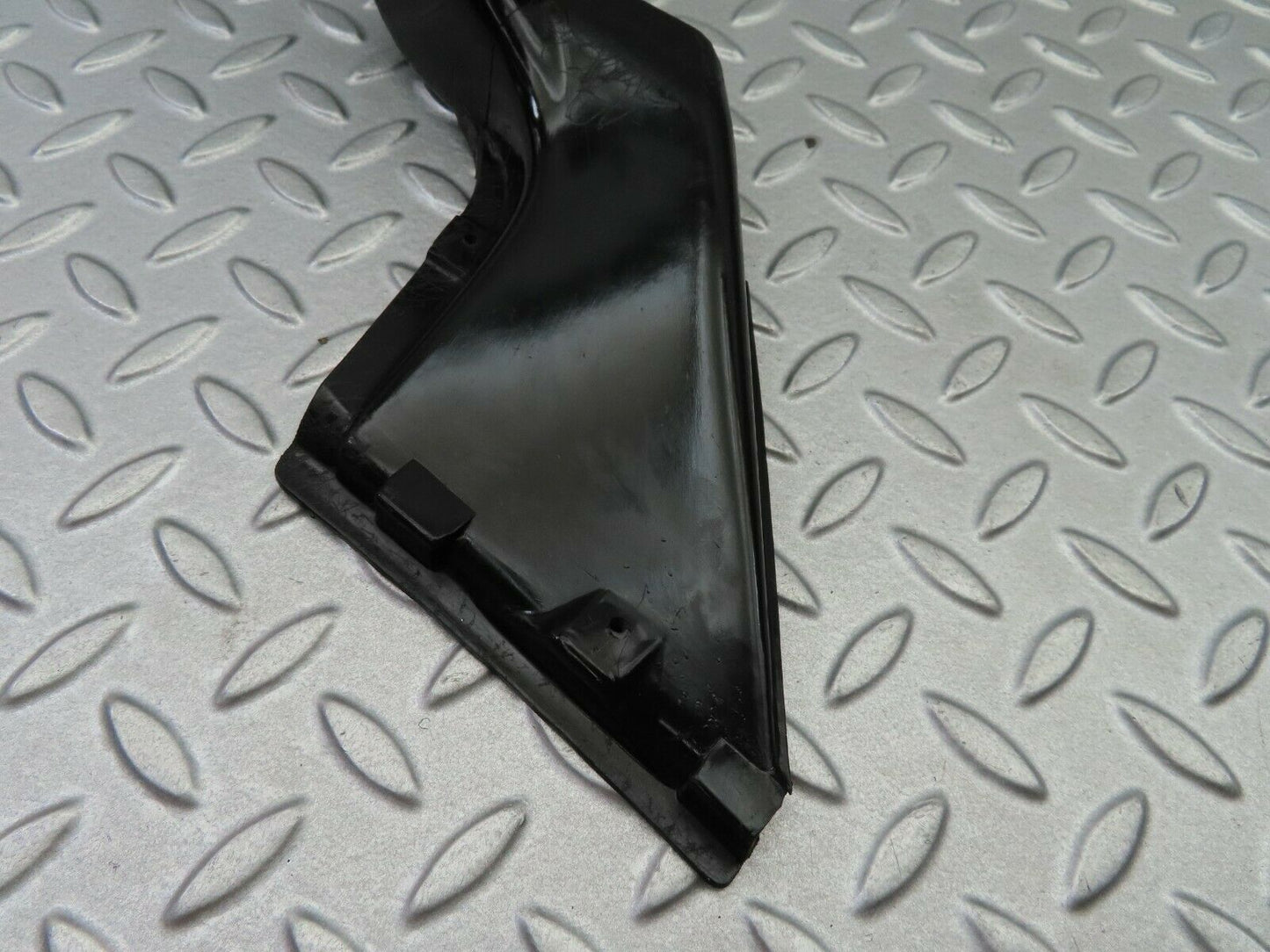 5843 Mercedes-Benz W123 200 Water Drain Left Side 1238300328