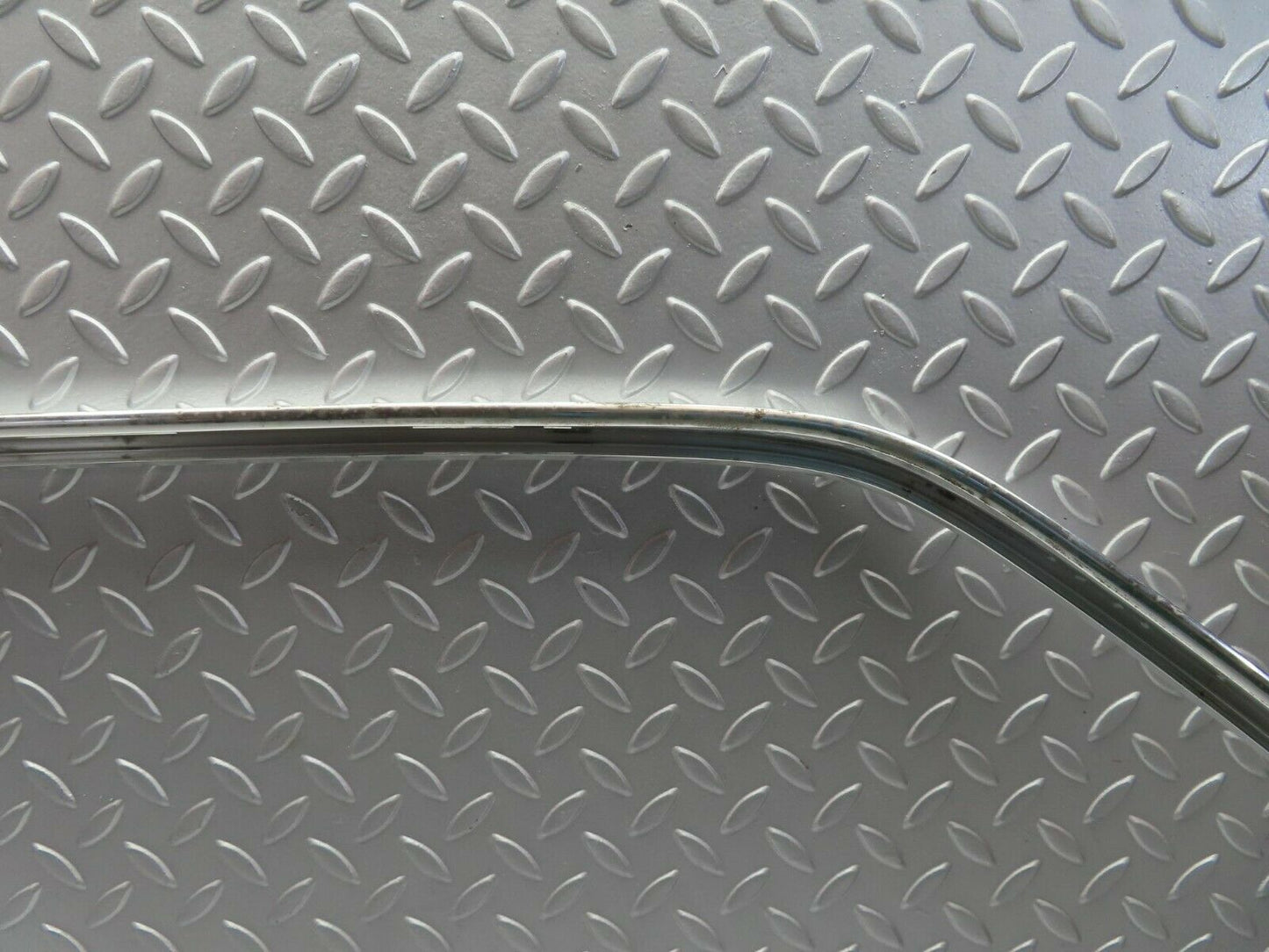 10145 Mercedes-Benz C123 230CE Coupe Roof Chrome Trim Right Side