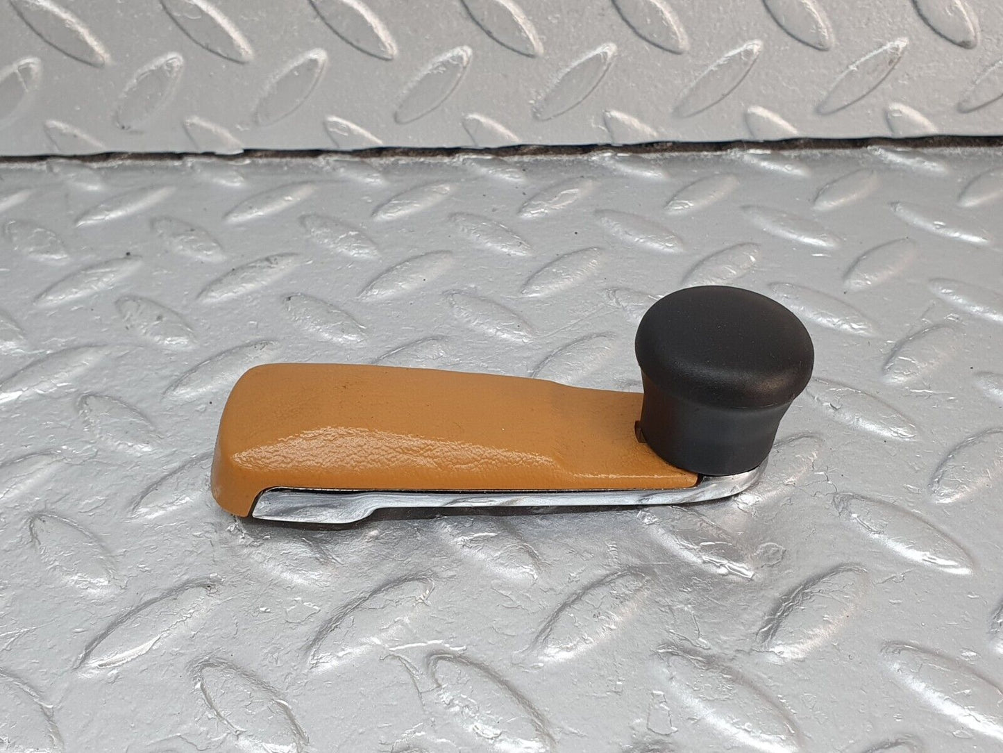 41496 Mercedes-Benz W124 200E Window Lifter Crank Handle