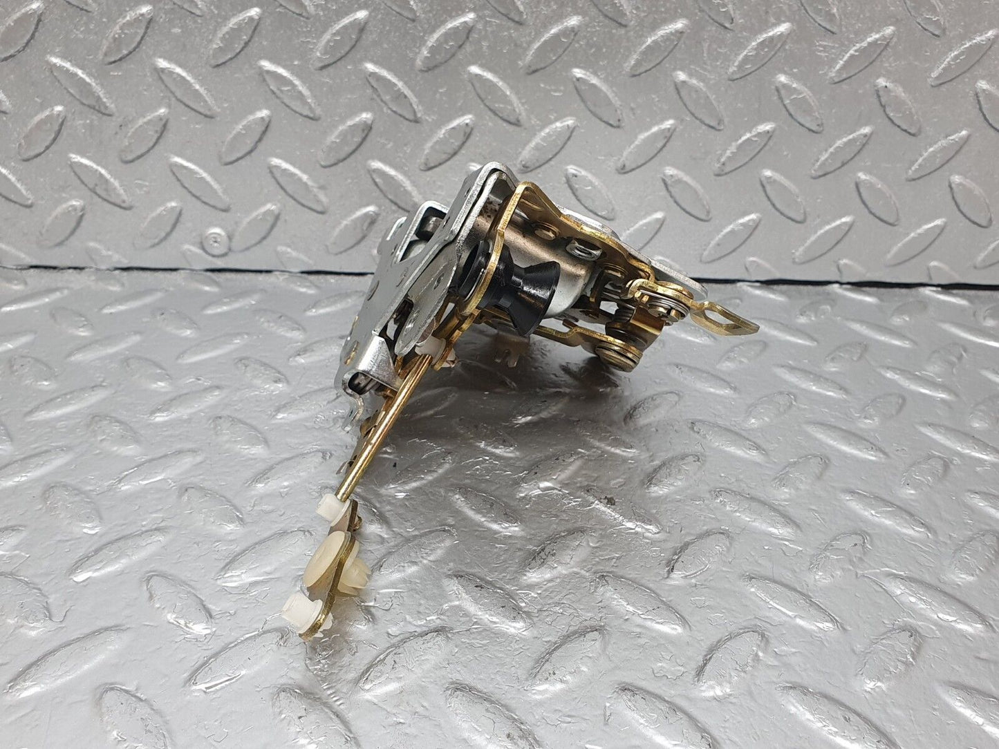 44149 Mercedes-Benz C123 230CE Coupe Left Door Lock Mechanism
