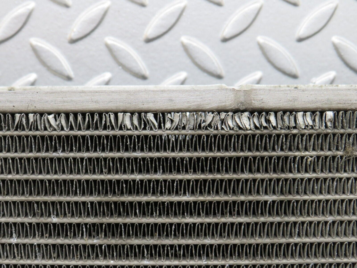 35118 Mercedes-Benz W221 Engine Coolant Radiator Valeo 2215000203