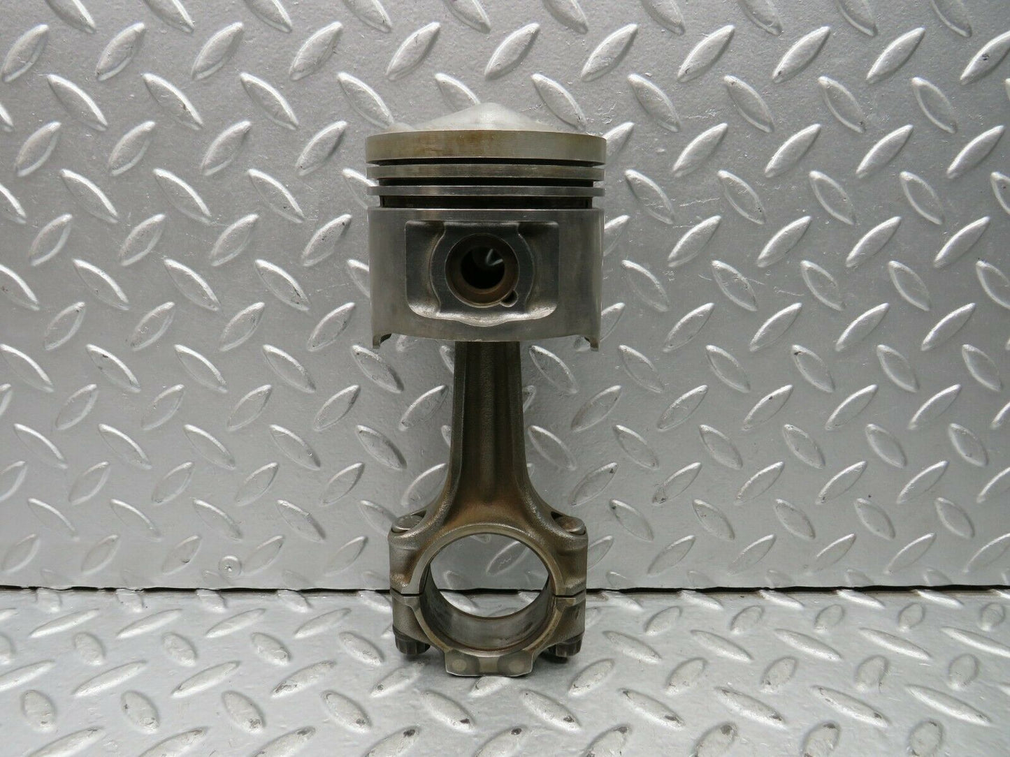 22206 Mercedes-Benz S123 280TE Piston With Connecting Rod 85.975 mm