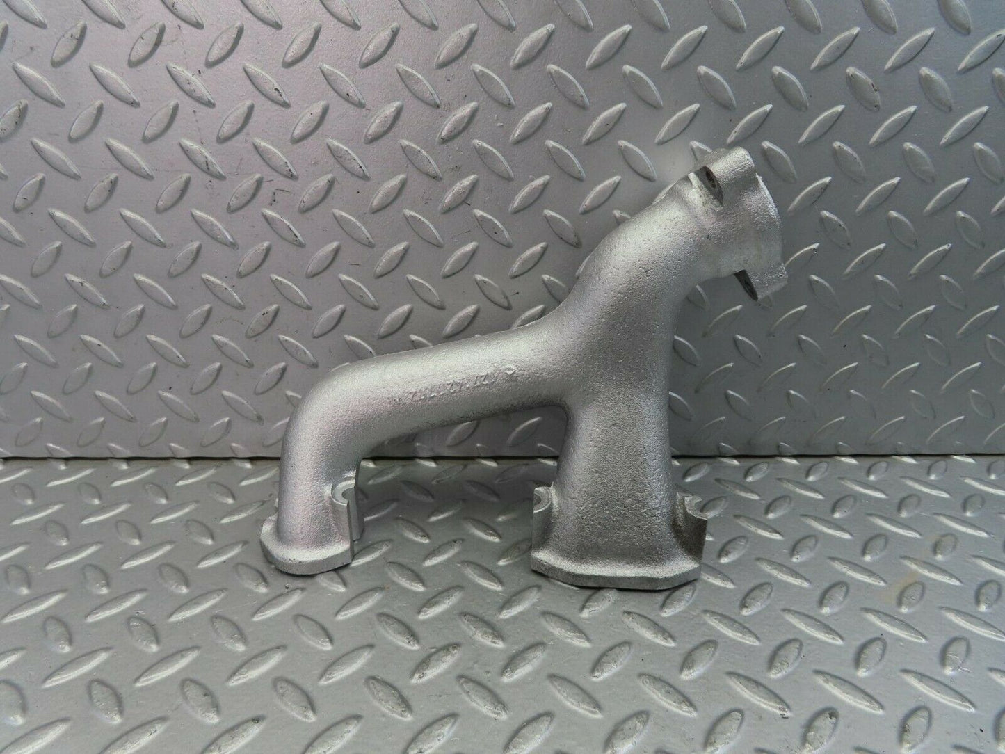 9089 Mercedes-Benz W111 Exhaust Manifold 1271420702