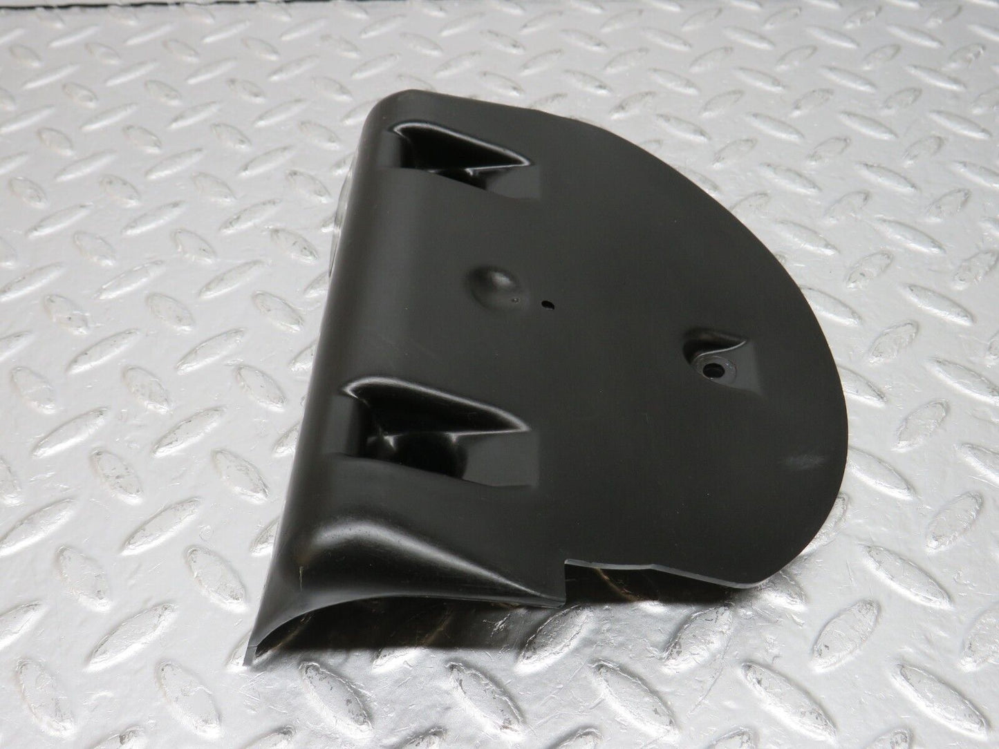 33279 Mercedes-Benz W202 C180 Fuel Tank Plastic Cover 2024710187