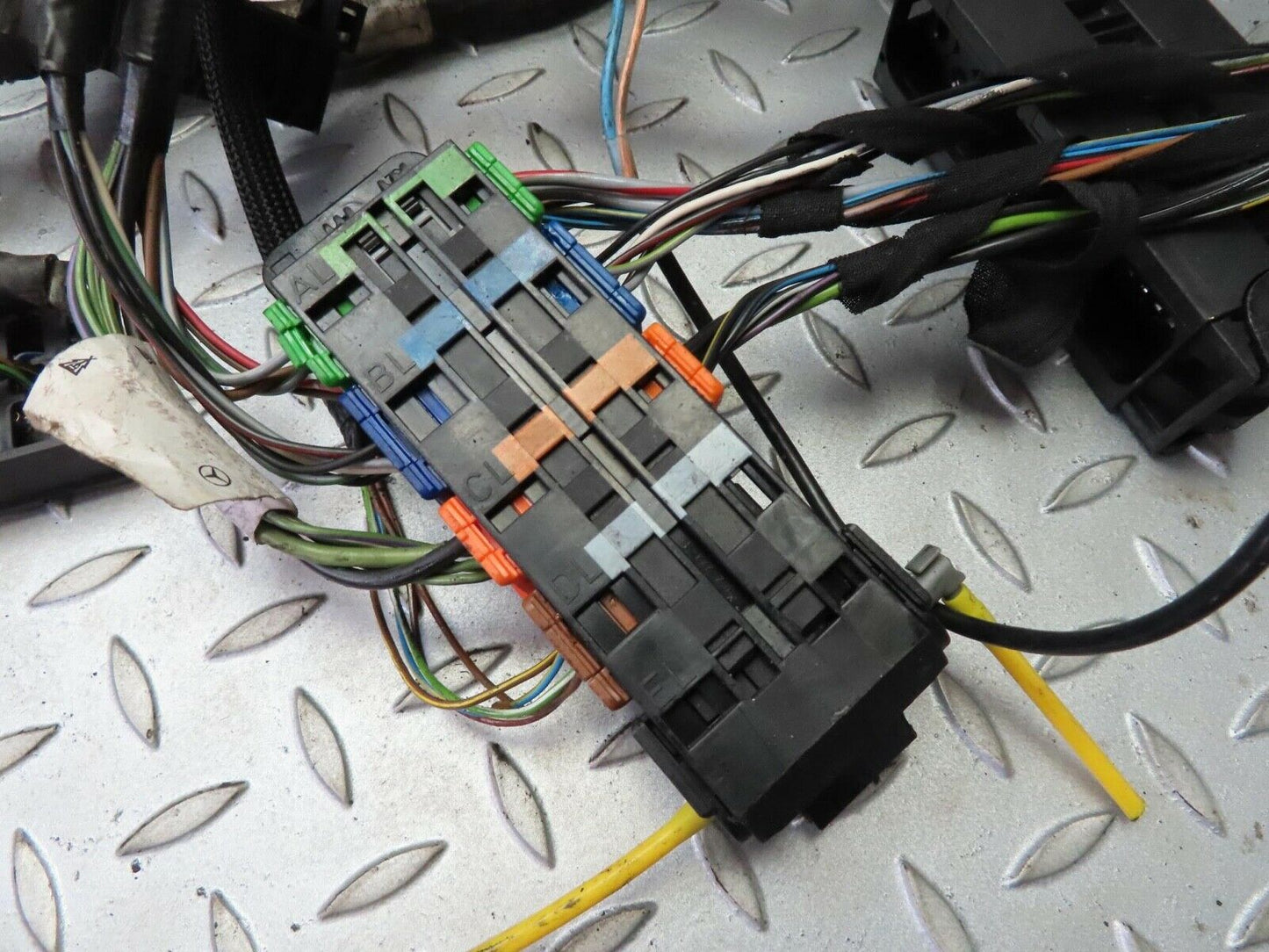 15208 Mercedes-Benz W140 S320 Engine Chassis Body Wire Wiring Harness