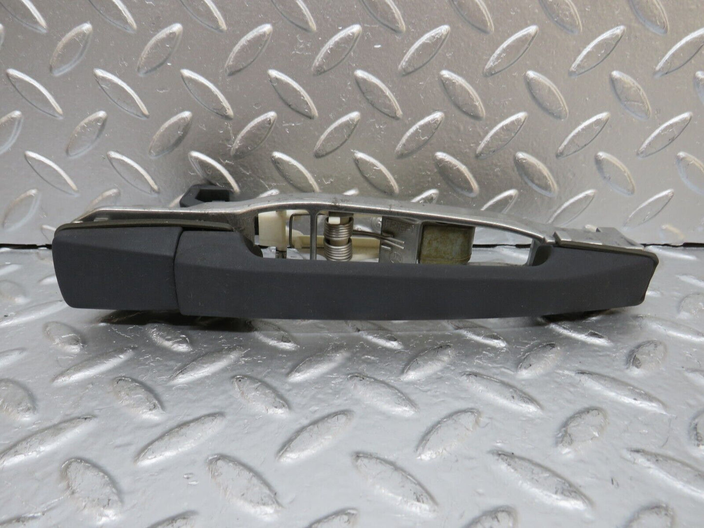 29322 Mercedes-Benz W124 230E Rear Right Exterior Door Handle