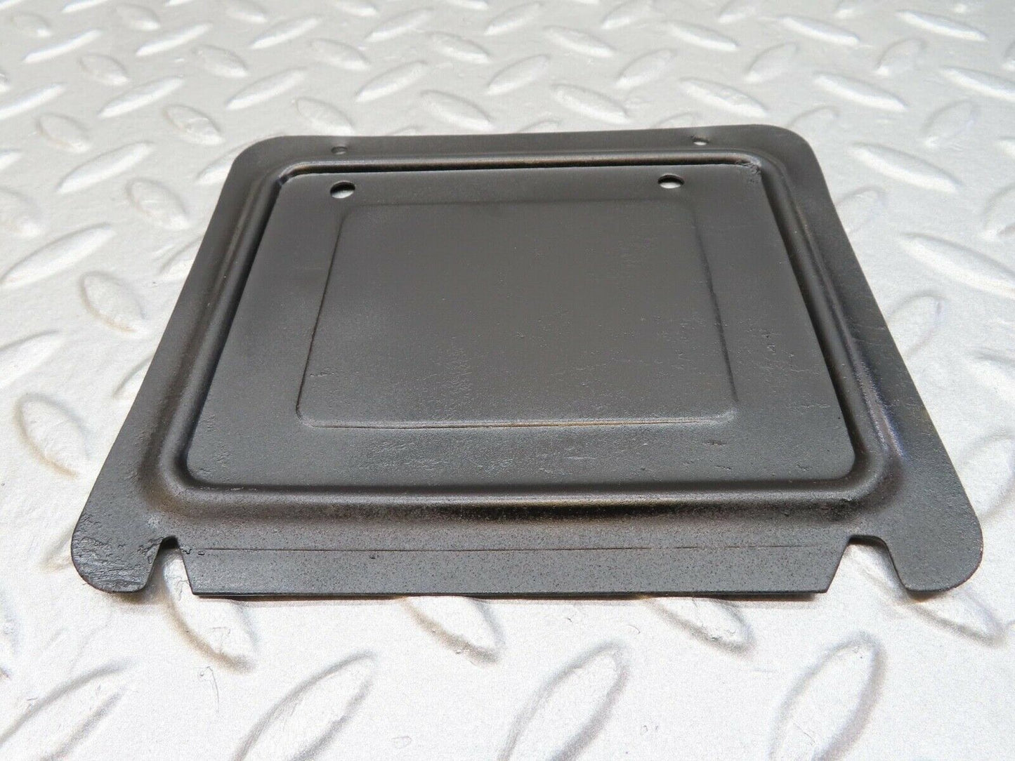 13981 Mercedes-Benz C107 280SLC Trunk Boot Access Panels