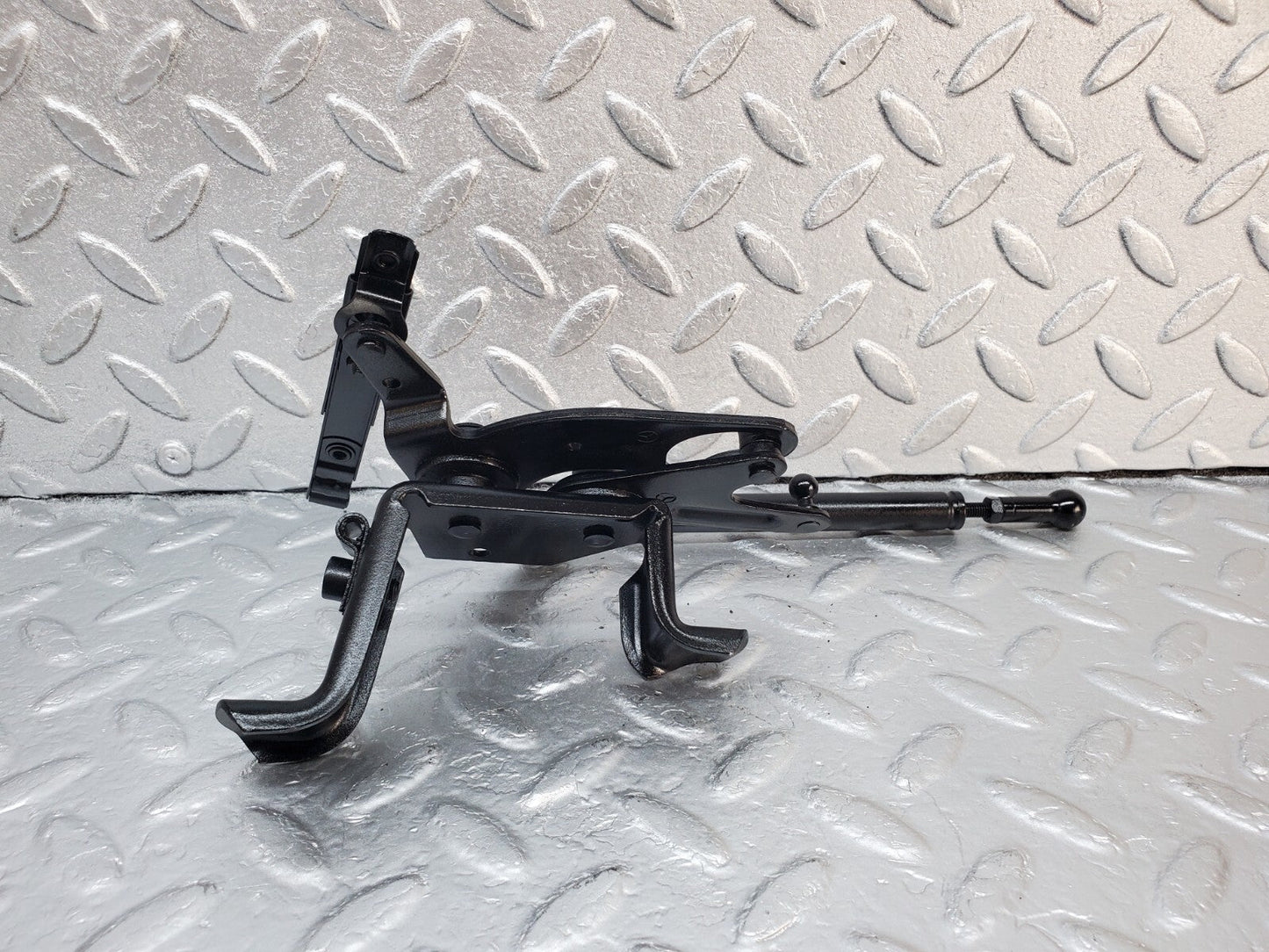 W126 throttle linkage used OEM
