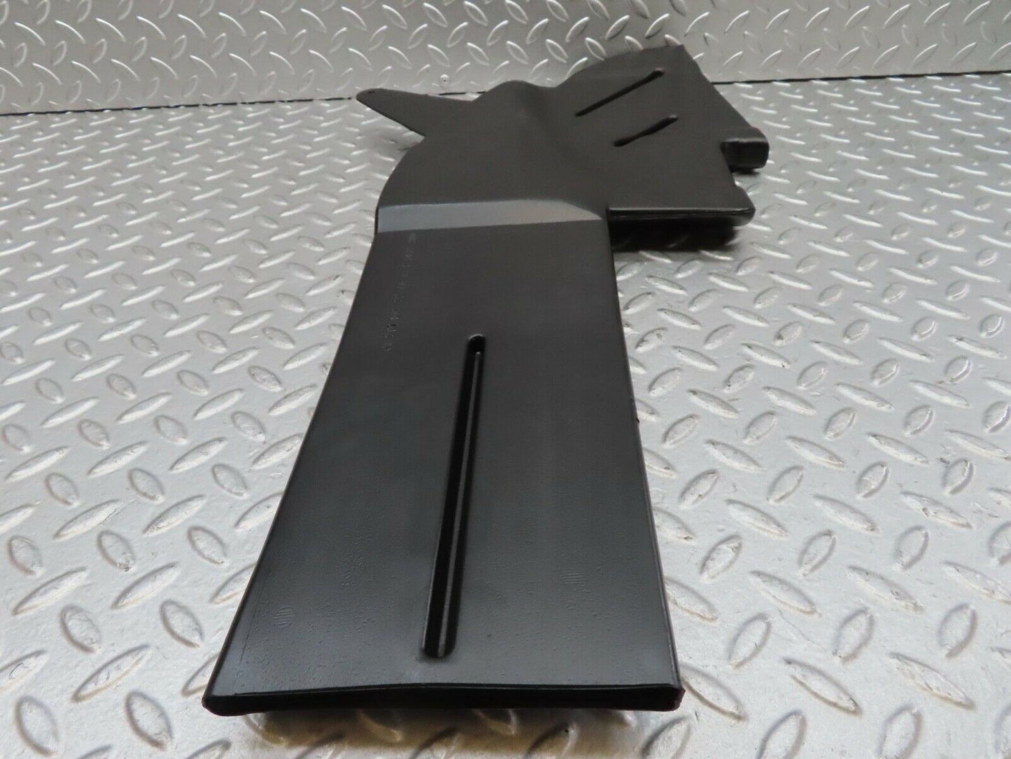 14685 Mercedes-Benz W201 190E Air Duct Heater Ventilation Right Side