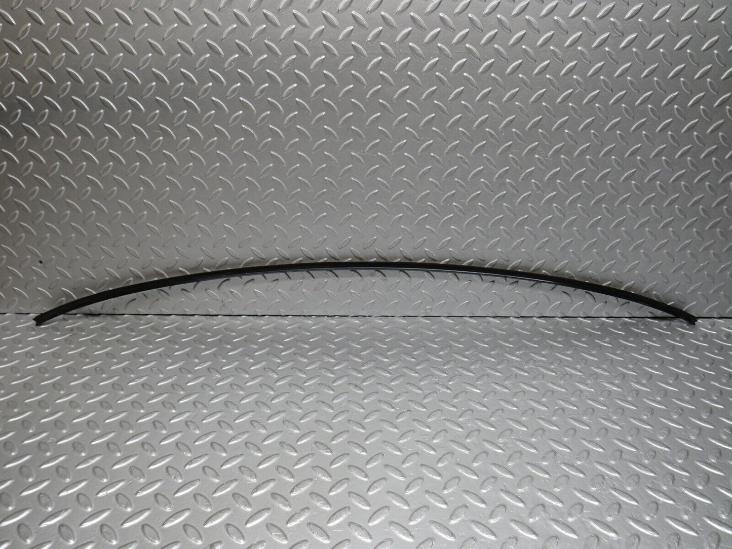 39803 Mercedes-Benz R129 320SL Coupe Front Windscreen Top Chrome Moulding Trim