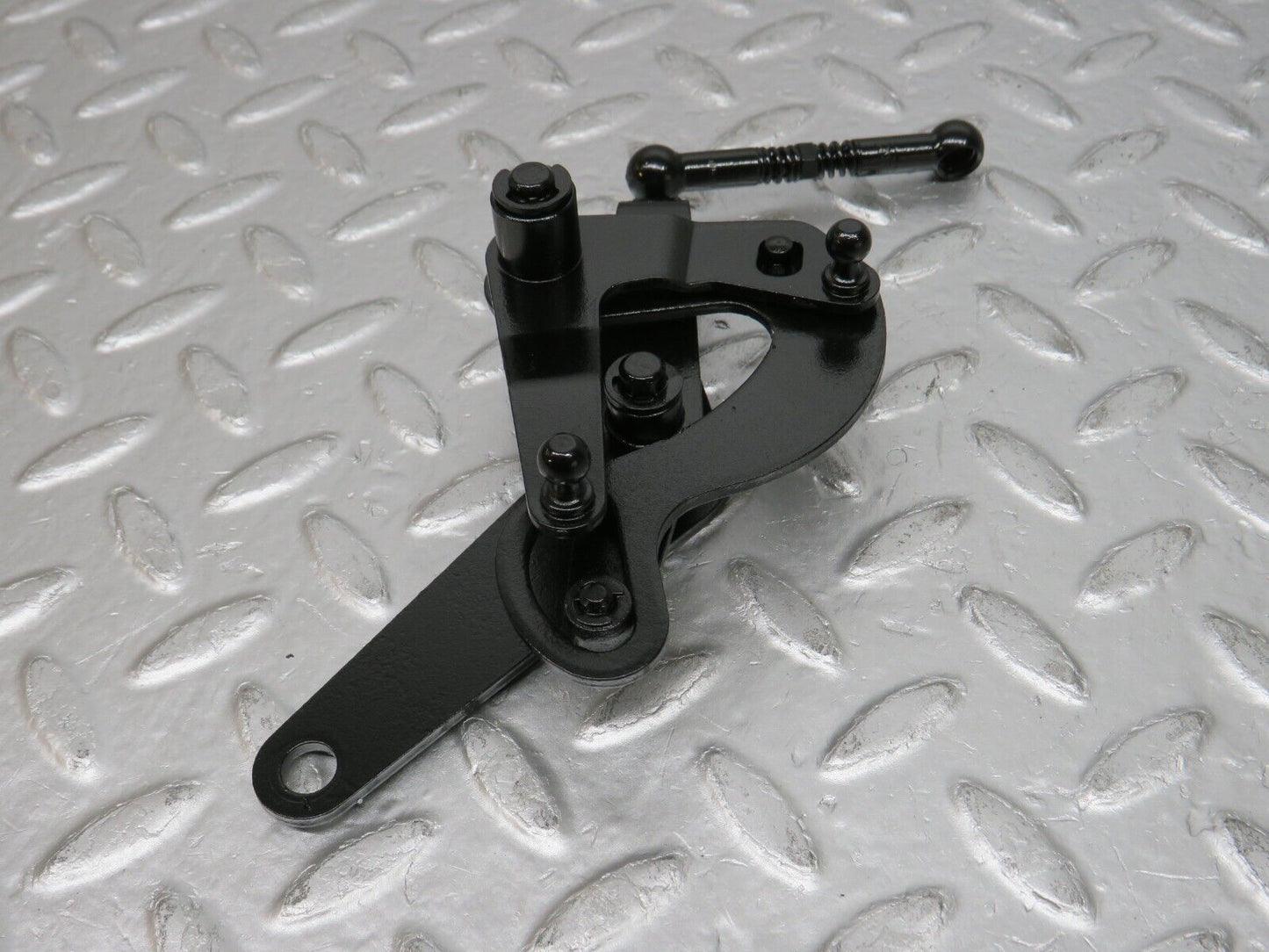 32759 Mercedes-Benz C107 R107 350 V8 Throttle Linkage