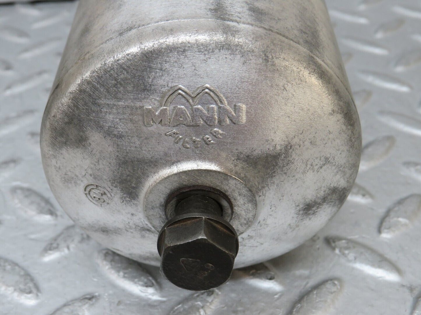 35537 Mercedes-Benz R107 280SL Coupe Oil Filter Housing