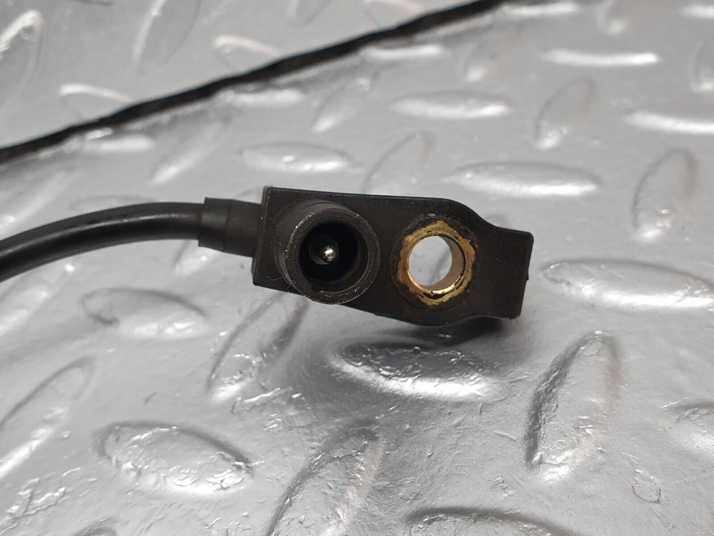 42117 Mercedes-Benz W202 C200 ABS Sensor Speed Sensor Right Side 2025402417