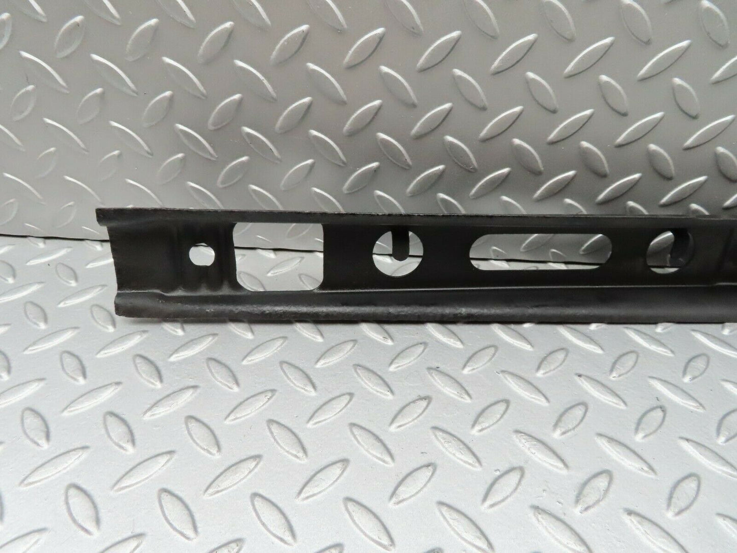 4261 Mercedes-Benz S123 200T Wagon Front Bumper Middle Reinforcement
