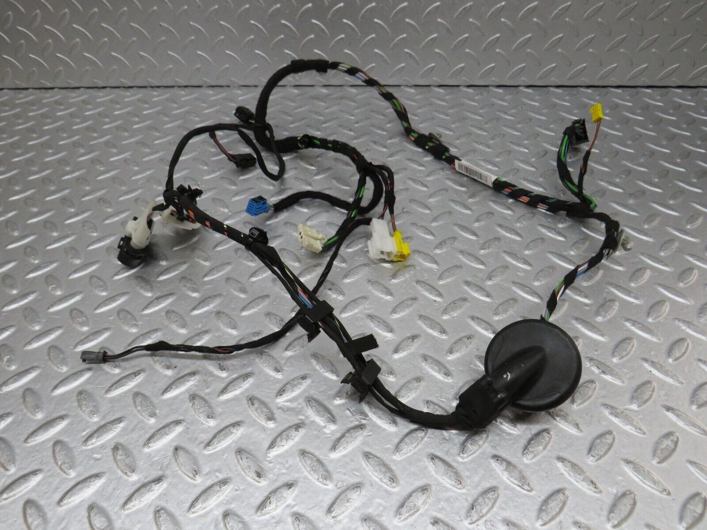 35245 Mercedes-Benz W221 Front Right Door Wire Harness 2214401813