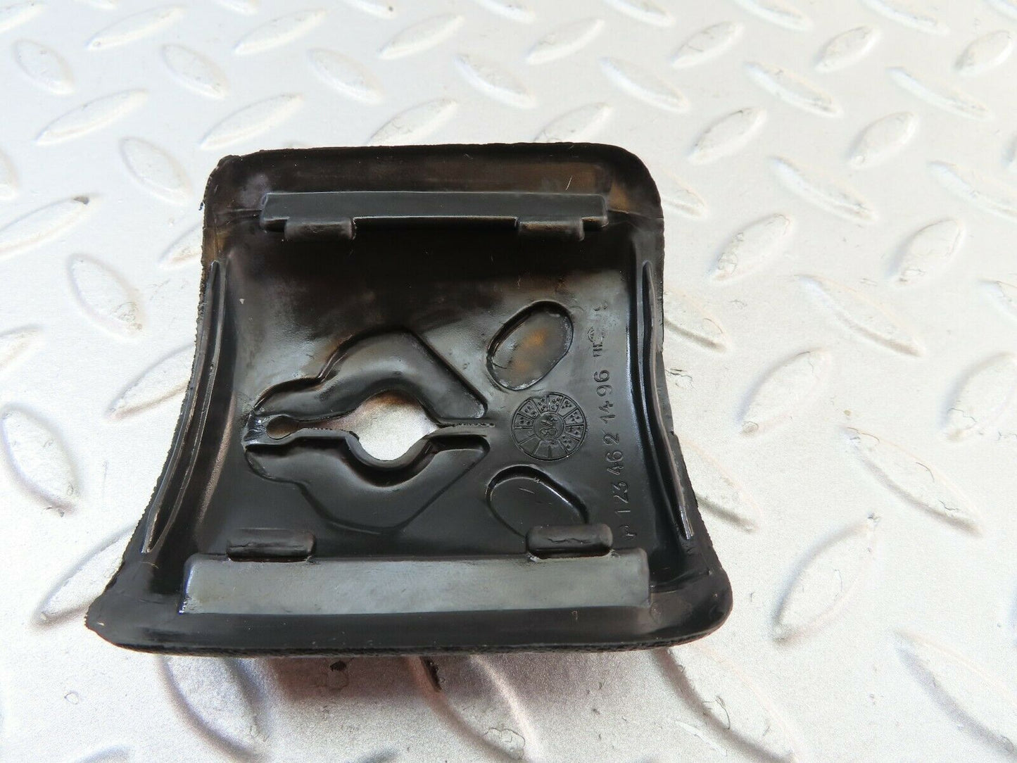 7652 Mercedes-Benz S123 230TE Wagon Steering Column Switch Cover 1234621496