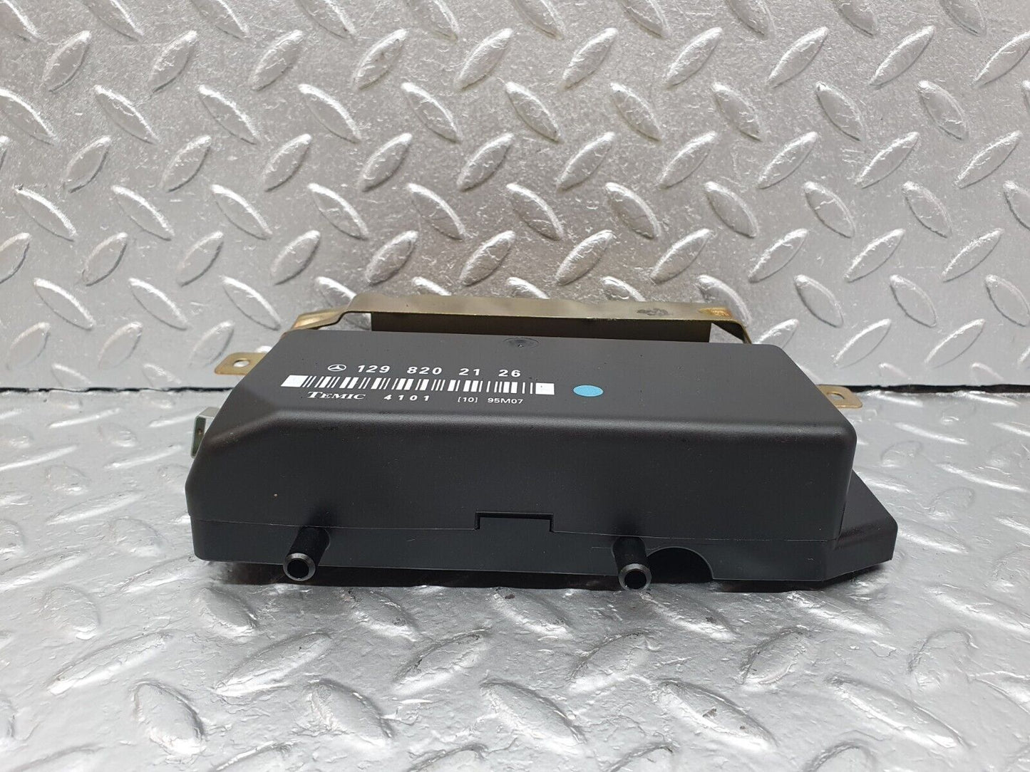 42212 Mercedes-Benz R129 320SL Coupe Seat Control Unit 1298202126