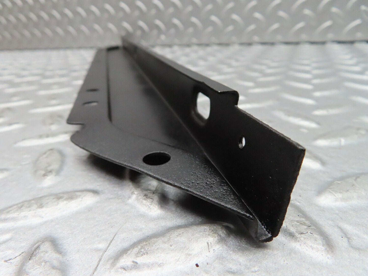 18536 Mercedes-Benz W111 220SE Coupe Rear Window Channel Support